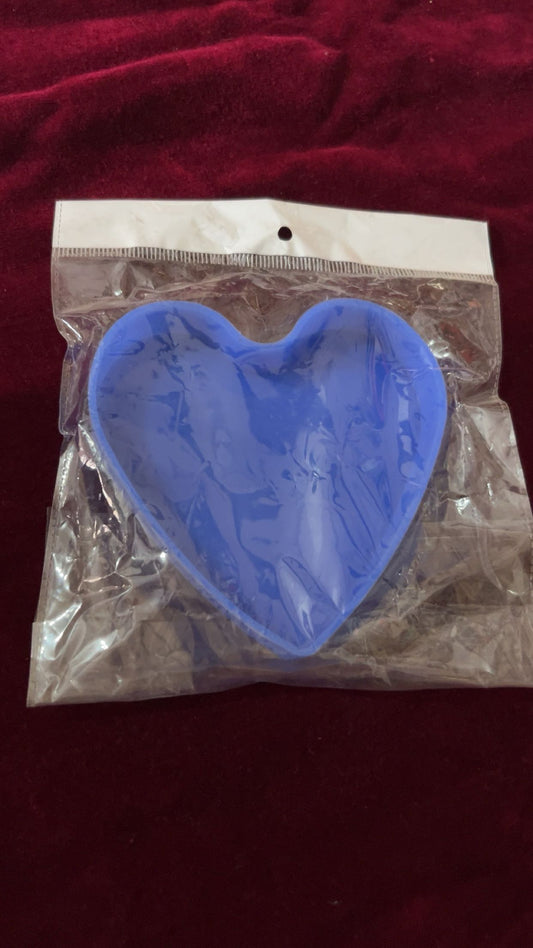 Monogram Heart Mold
