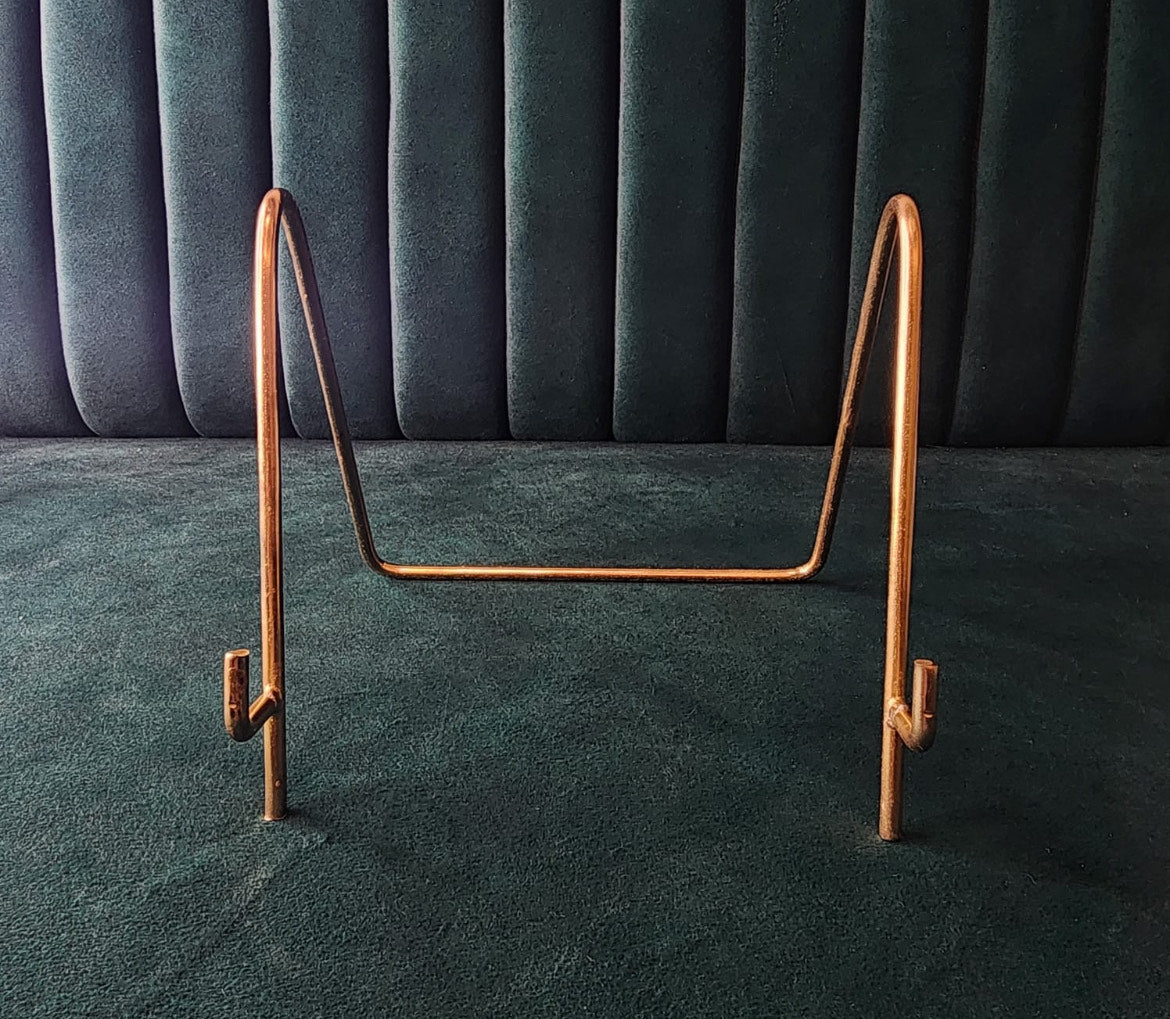Metal Wire Stand
