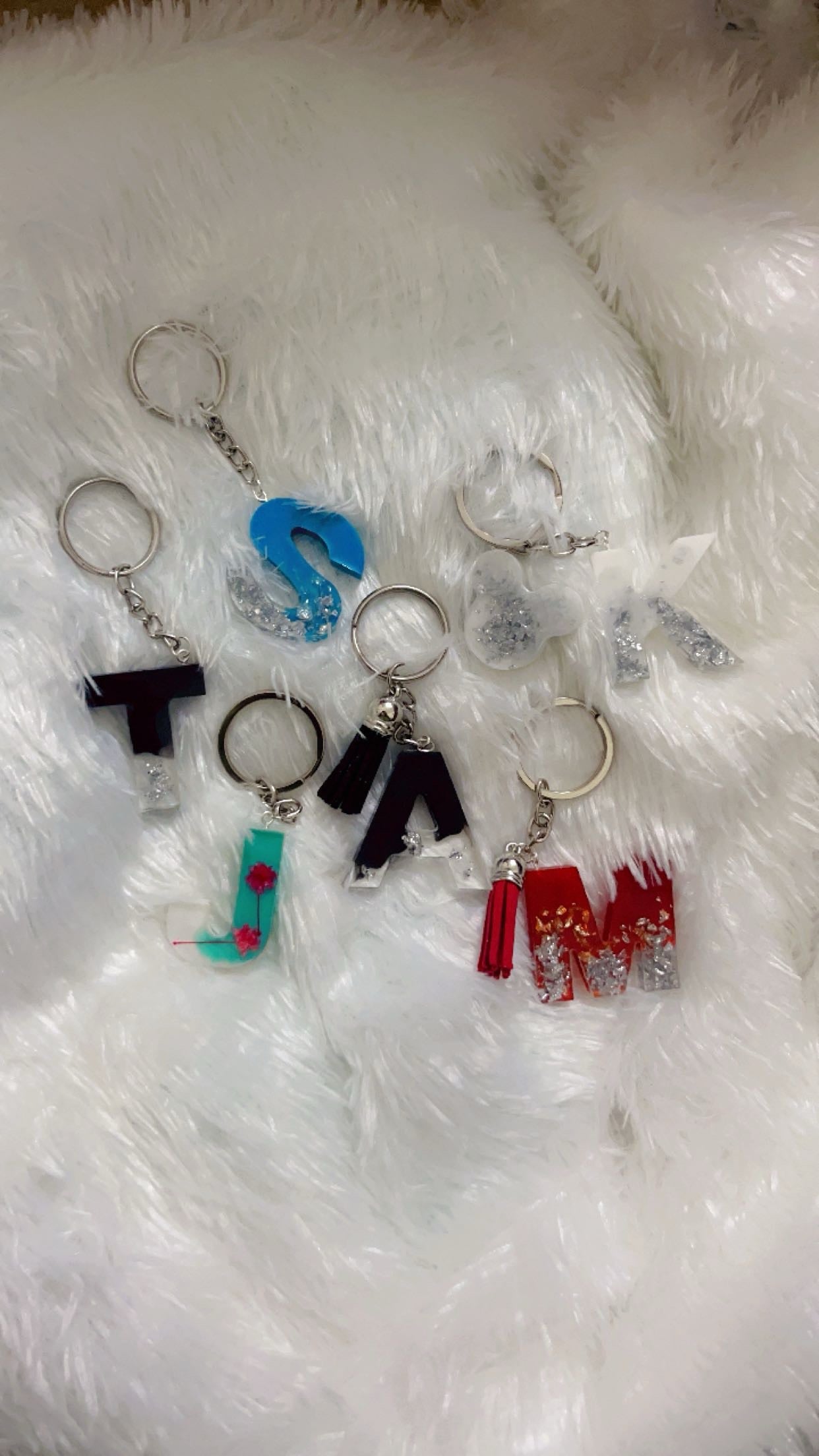 Custom Resin Keyrings (Photo Keyrings/ Name Keyrings/ Alphabet Keyrings)