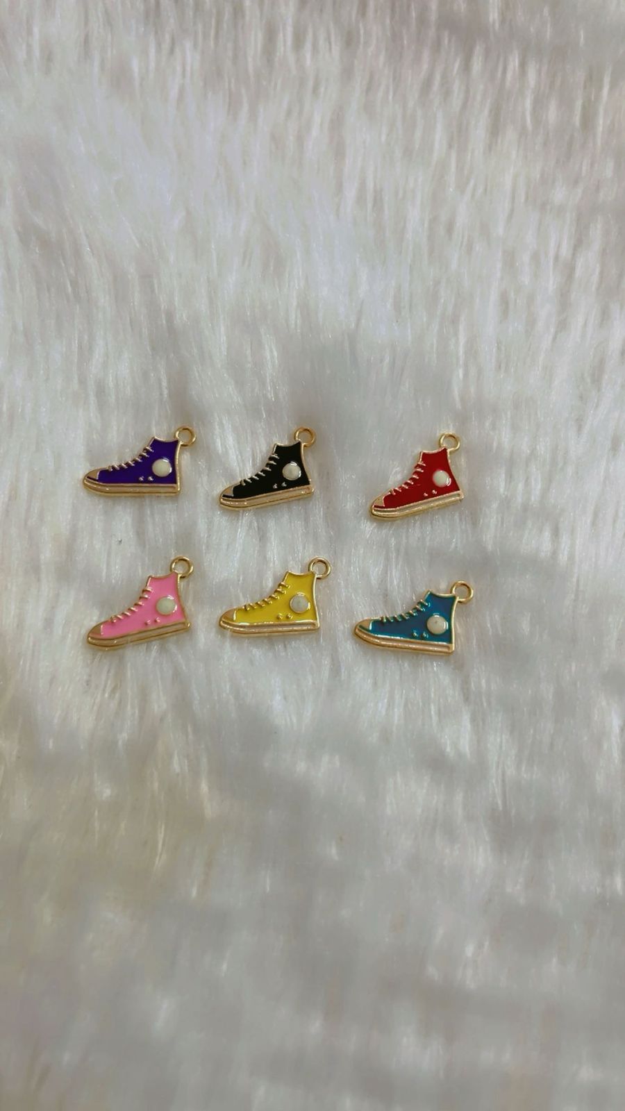 Sneakers Rakhi Charm